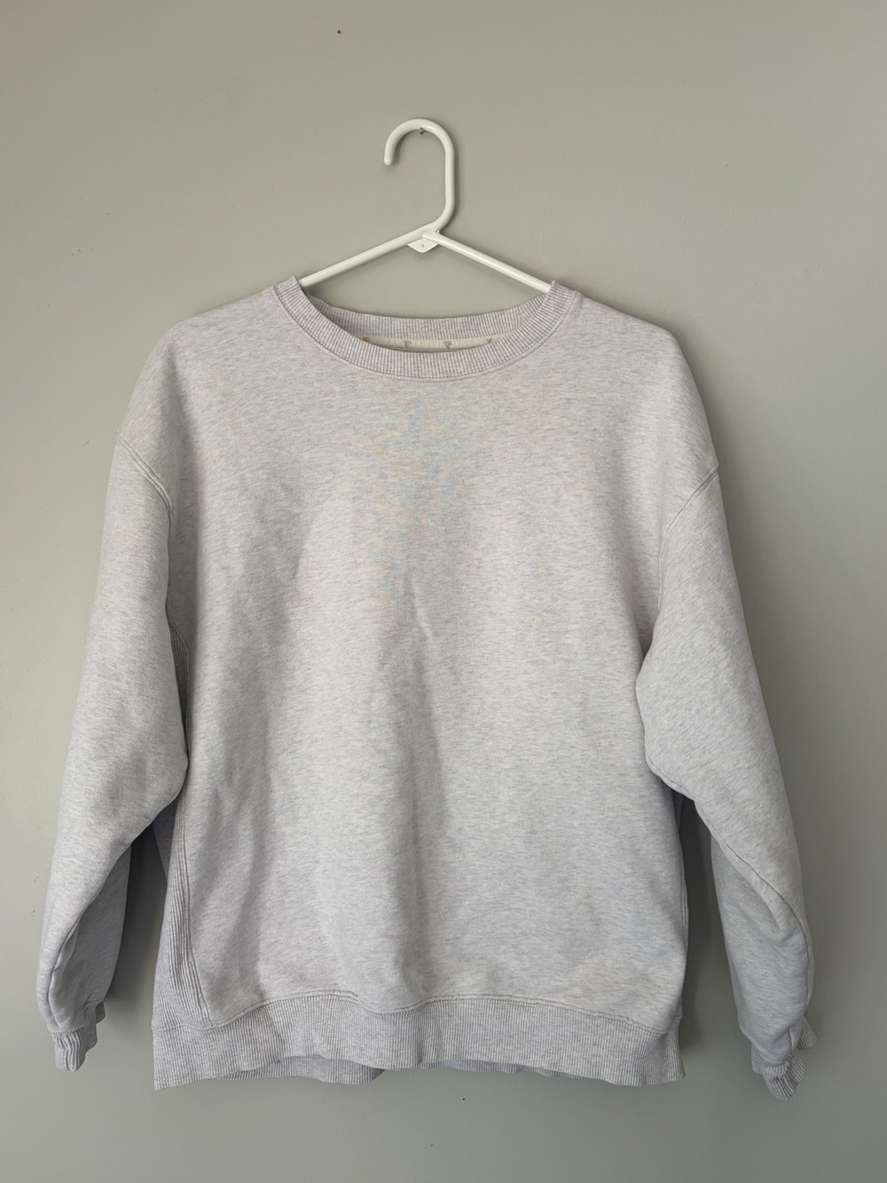 Aritzia TNA Light Heather Gray Crewneck Sweatshirt Size 1/S